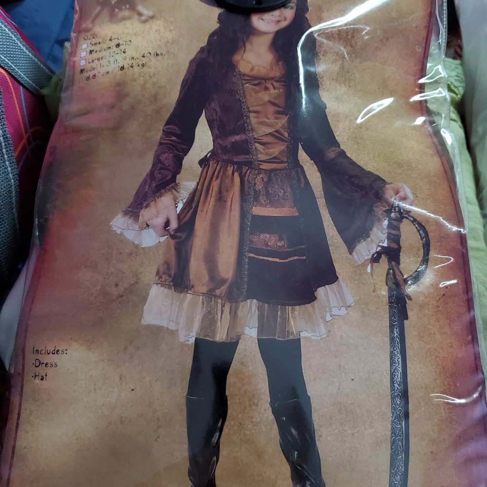 Girls costume